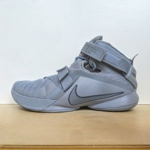 LeBron Soldier 9 PRM Blue Grey